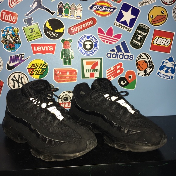 Air Max 95 ‘Triple Black Reflective’ - Picture 5 of 5